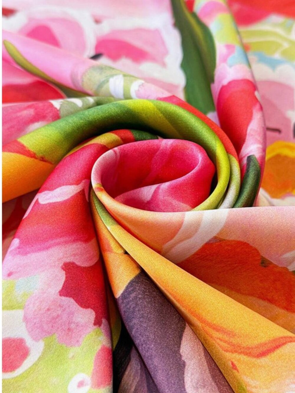 Summery Silk Scarf - Super Chic - Picture 7 of 8